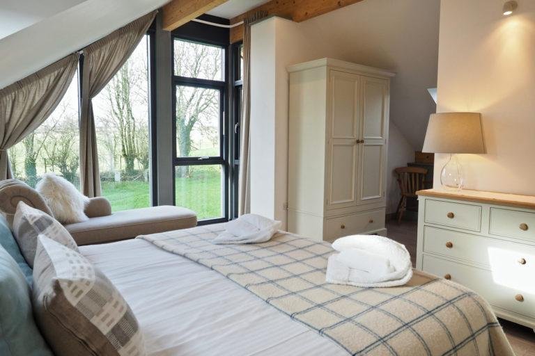 The Lodge - Superking bedroom